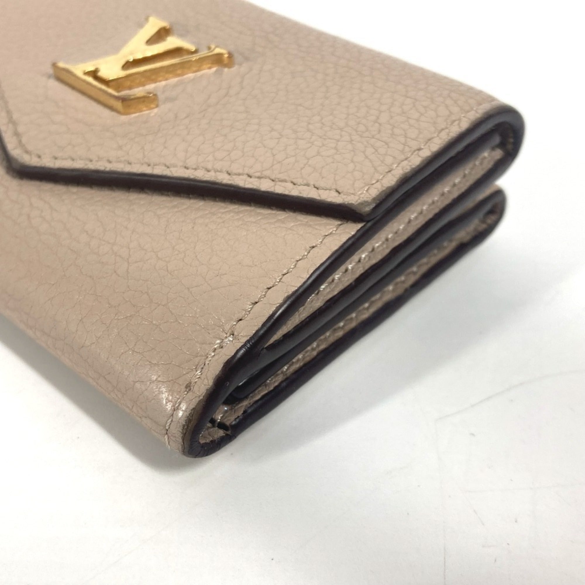 Louis Vuitton Beige Grayish Leather Wallet (Tri-Fold) (Pre-Owned)
