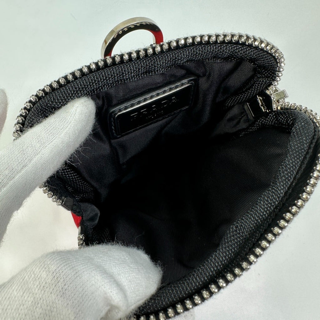 Prada Red Cloth Pouch (Pre-Owned)