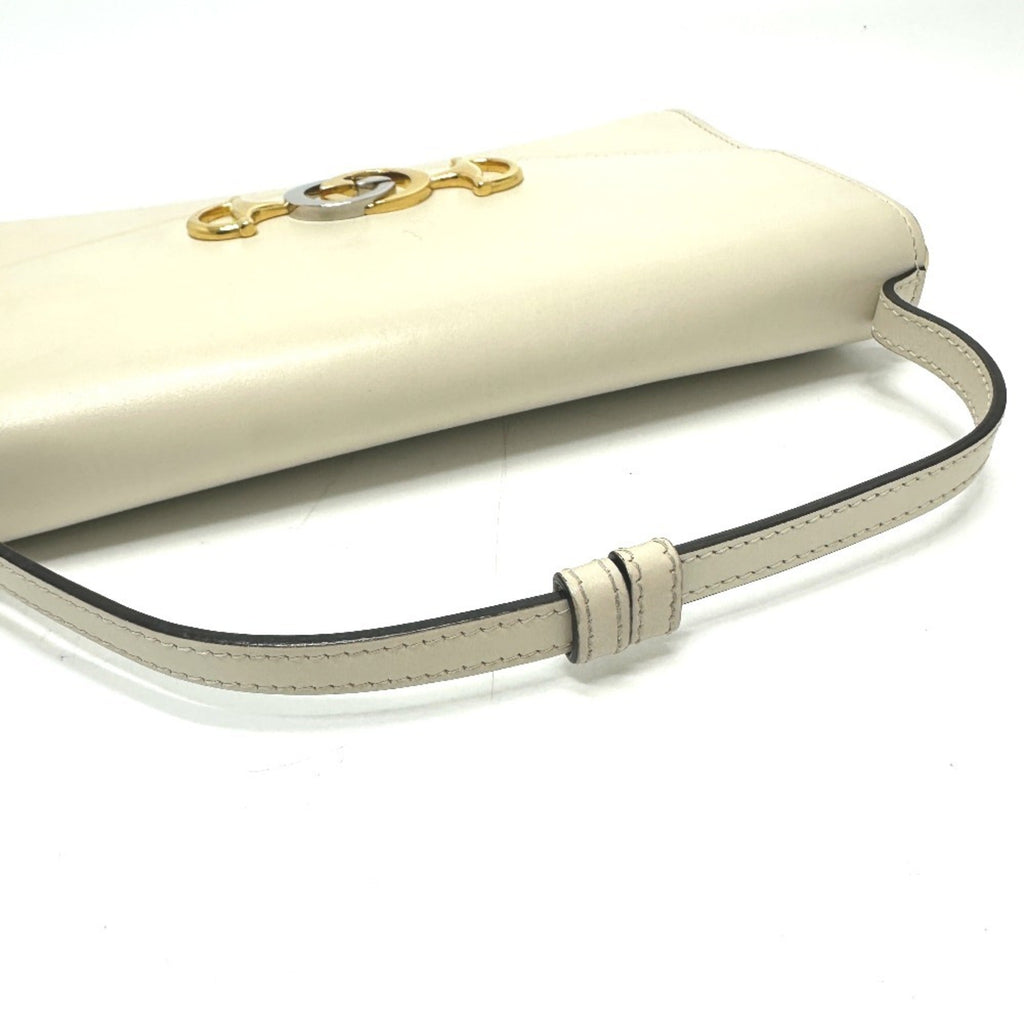Gucci Off-White Leather Shoulder Bag (Pre-Owned)