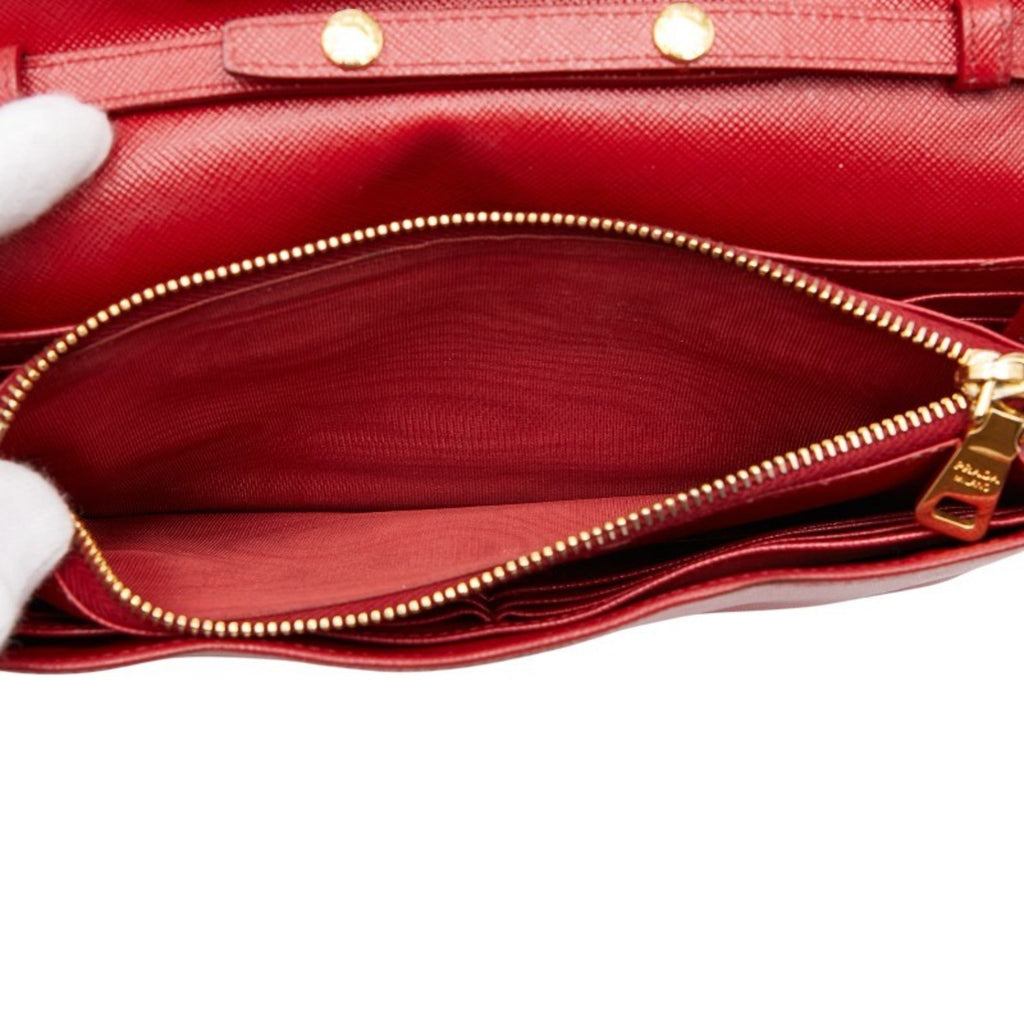 Prada Red Color Leather Shoulder Bag (Pre-Owned)