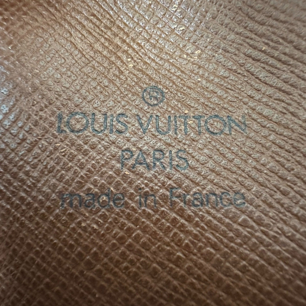 Louis Vuitton Brown Monogram Canvas Shoulder Bag (Pre-Owned)