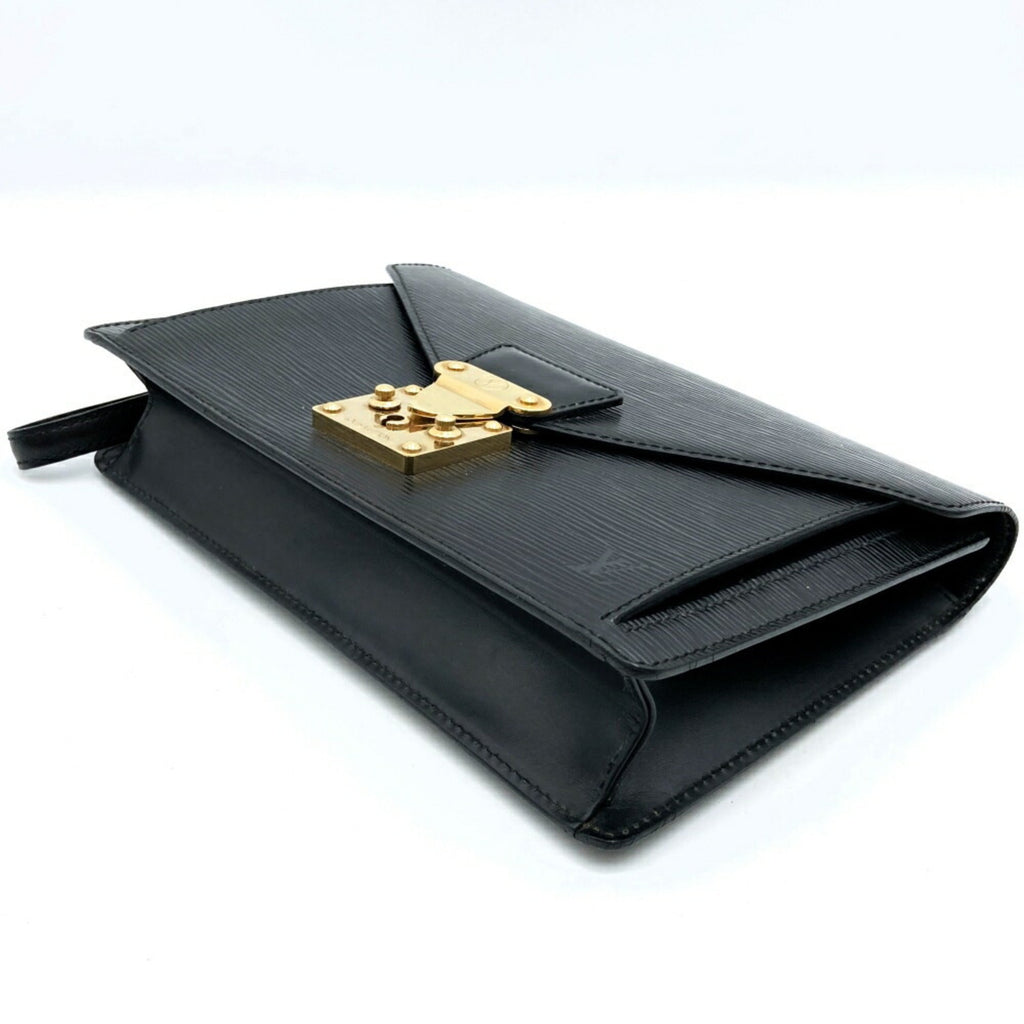Louis Vuitton Black Noir Epi Leather Clutch Bag (Pre-Owned)