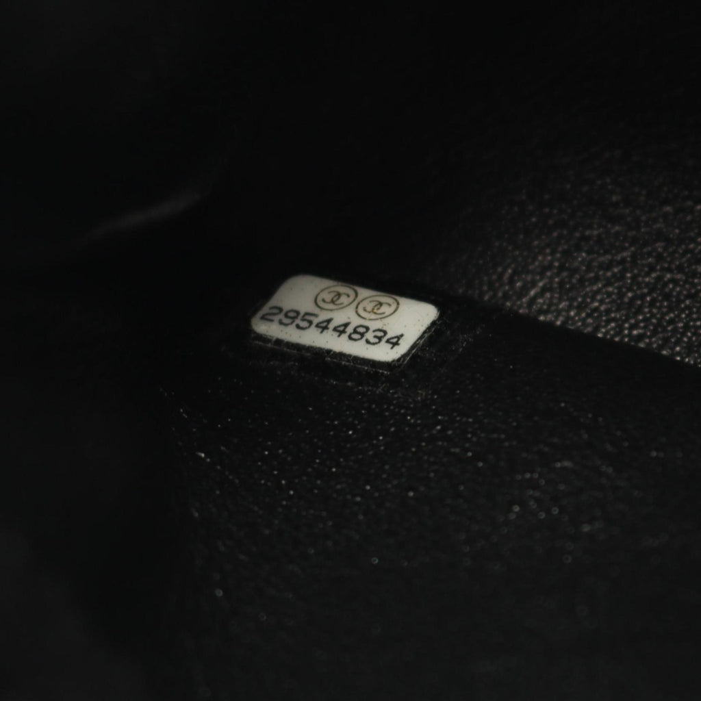 Chanel Black Fabric Shoulder Bag (Pre-Owned)