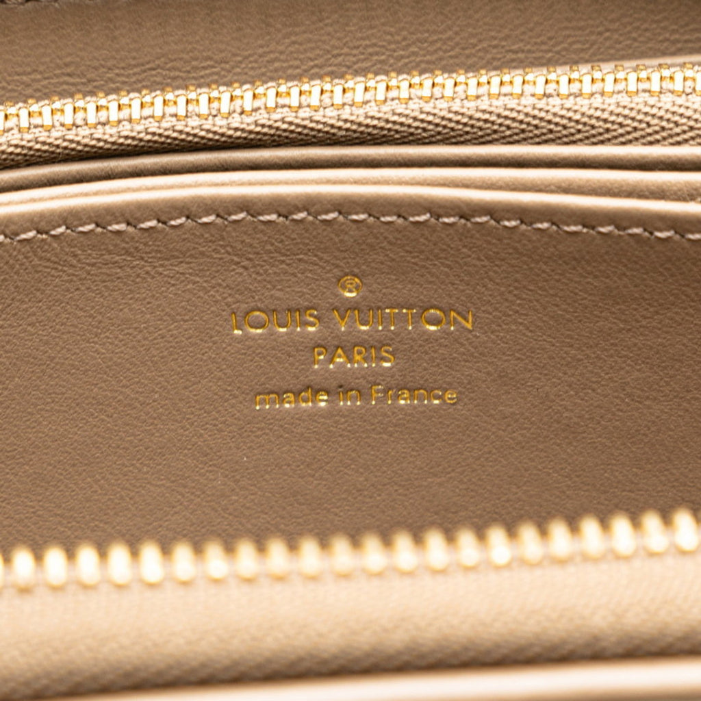Louis Vuitton Beige Taupe Leather Coin Purse/Coin Case (Pre-Owned)