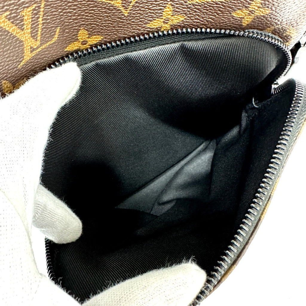 Louis Vuitton Brown Other Other (Pre-Owned)