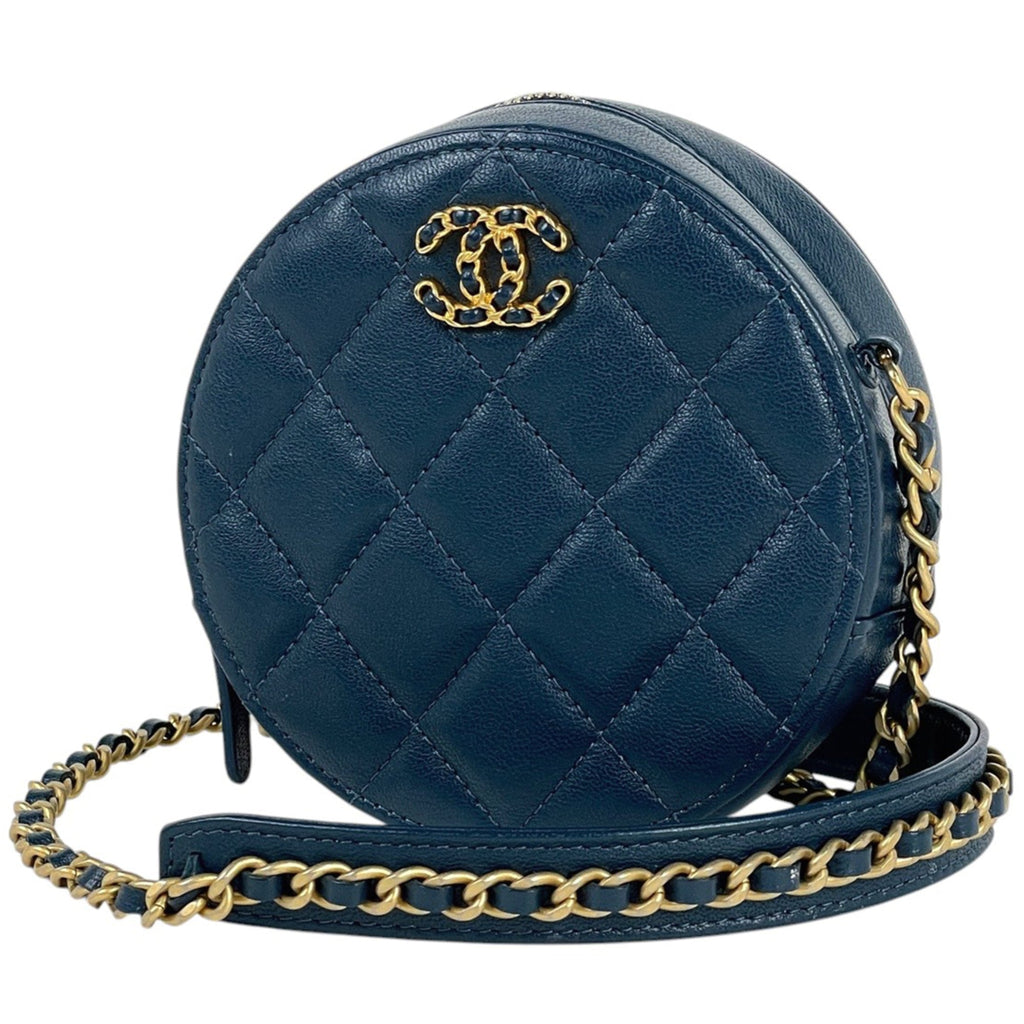 Chanel Blue Leather Shoulder Bag (Pre-Owned)