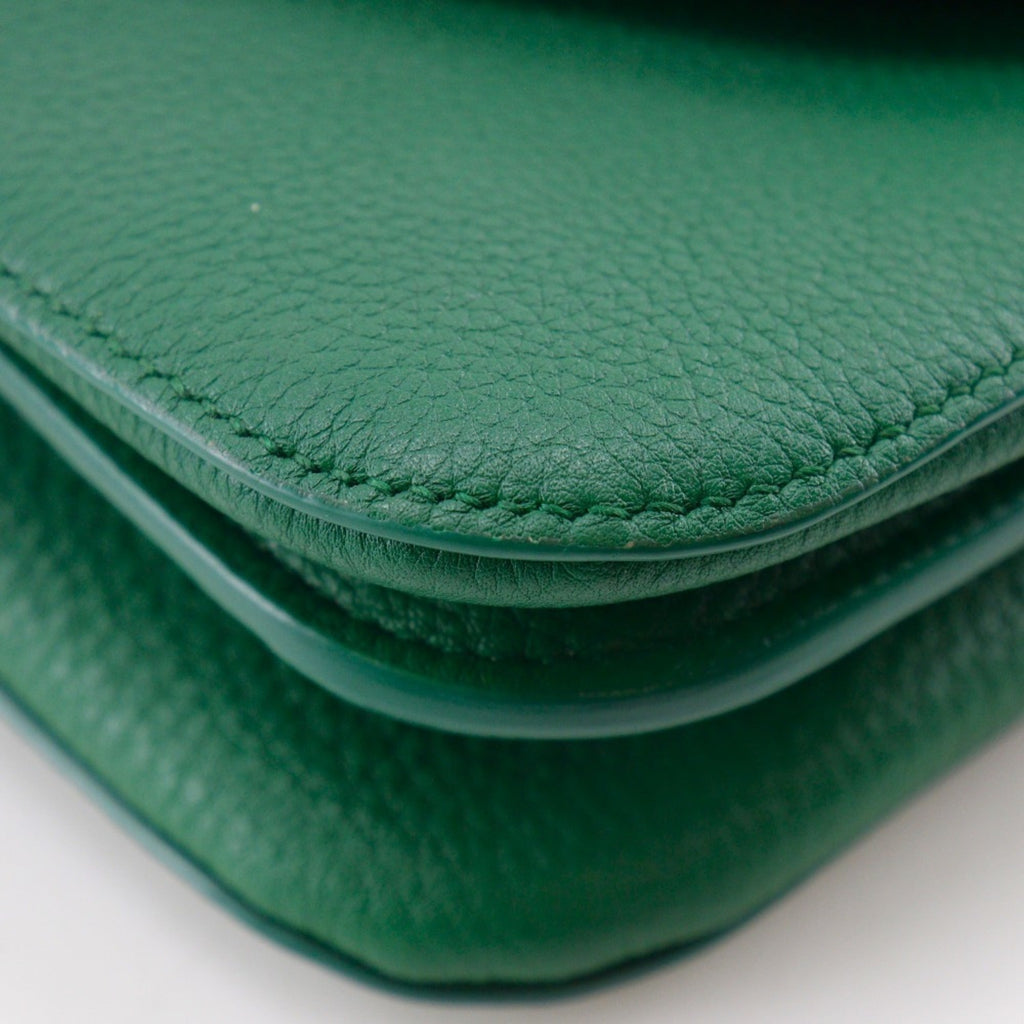 Bottega Veneta Green Leather Shoulder Bag (Pre-Owned)