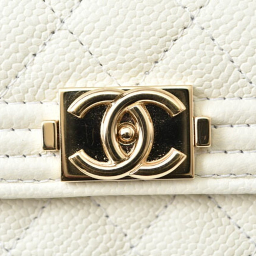Chanel Boy Chanel Off-White Grained Calfskin Wallet (Bi-Fold) (Pre-Owned)
