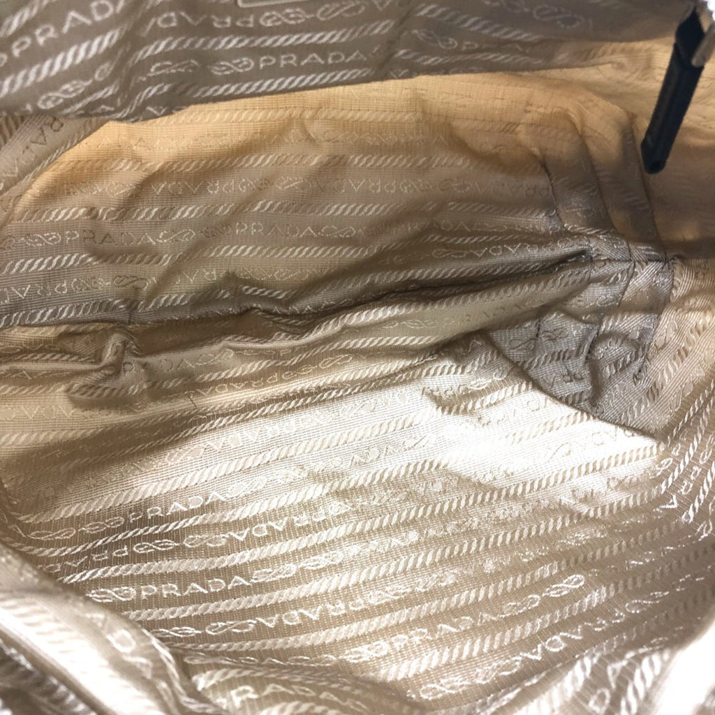 Prada White Cloth Shoulder Bag (Pre-Owned)