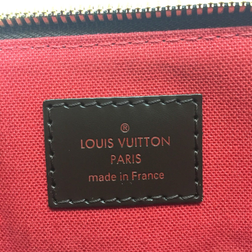 Louis Vuitton Brown Other Shoulder Bag (Pre-Owned)
