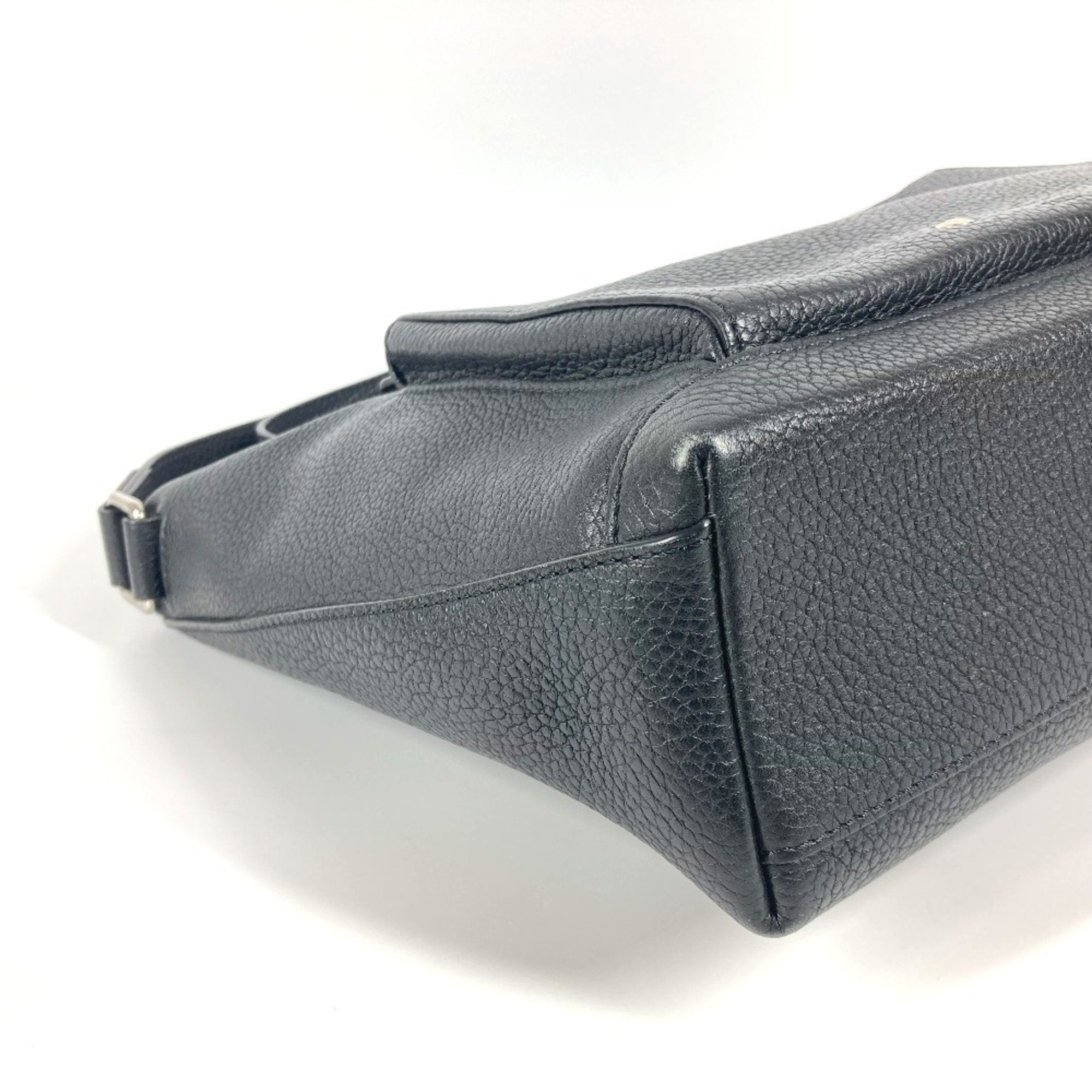 Louis Vuitton Black Noir Leather Messenger Bag Shoulder Bag (Pre-Owned)