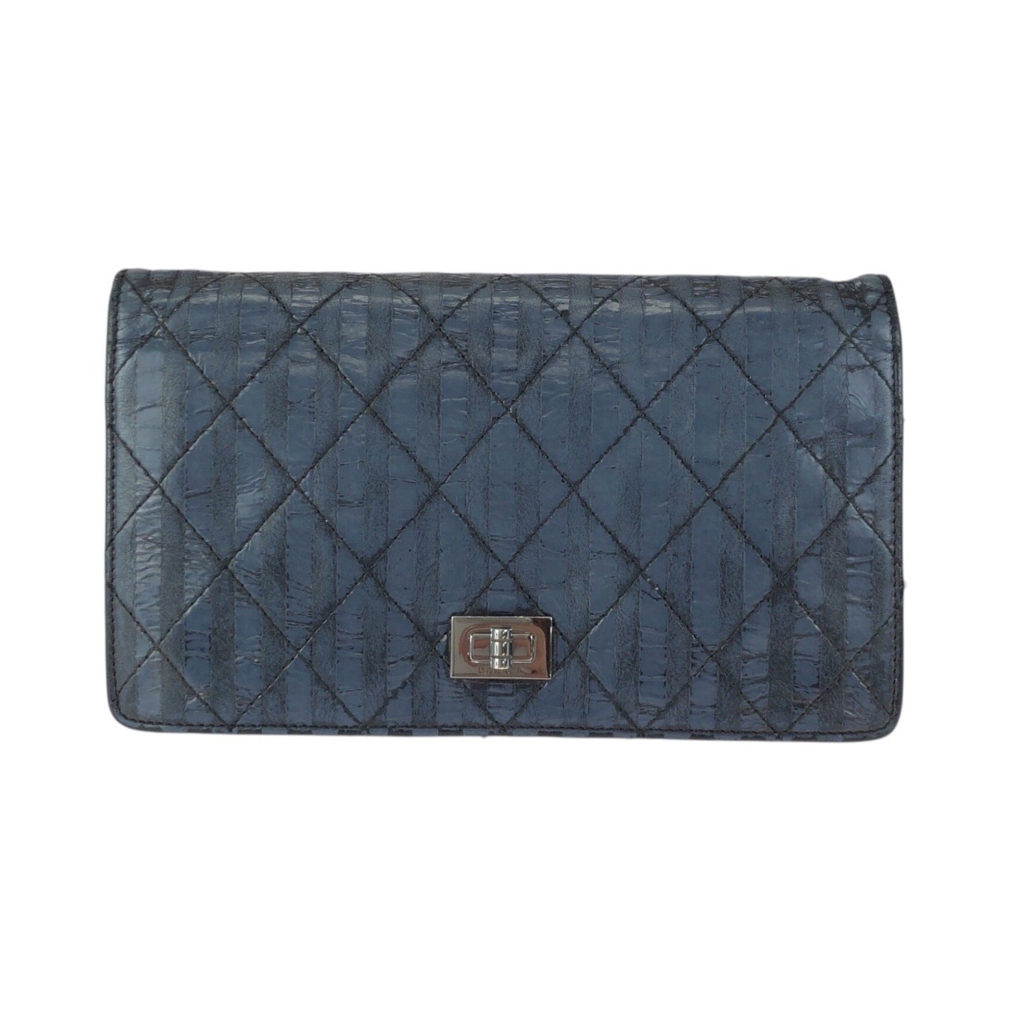 Chanel Navy Leather Wallet (Bi-Fold) (Pre-Owned)