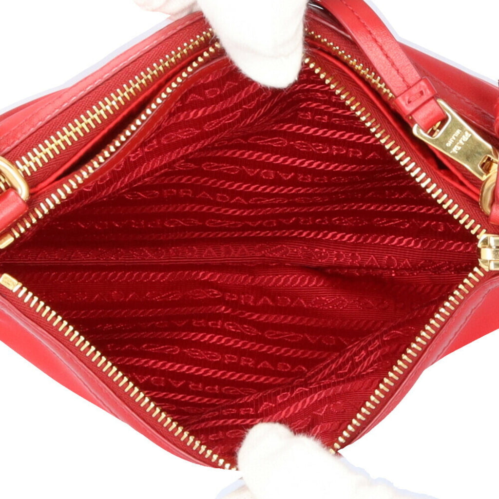 Prada Red Color Nylon Shoulder Bag (Pre-Owned)
