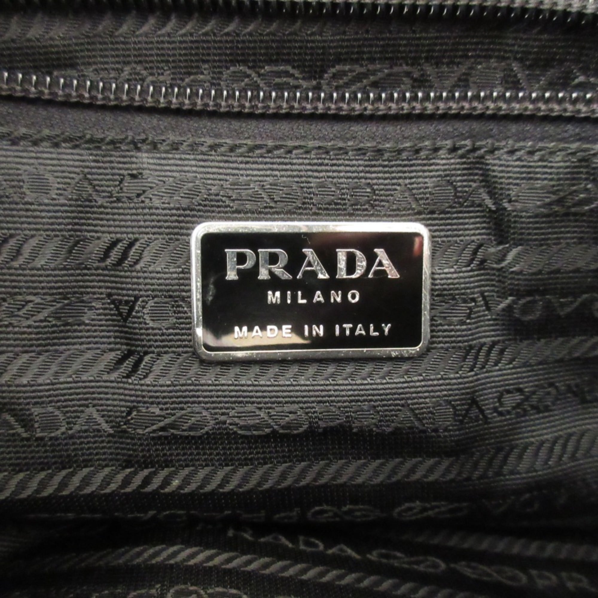 Prada Green Quilting Shoulder Bag (Pre-Owned)