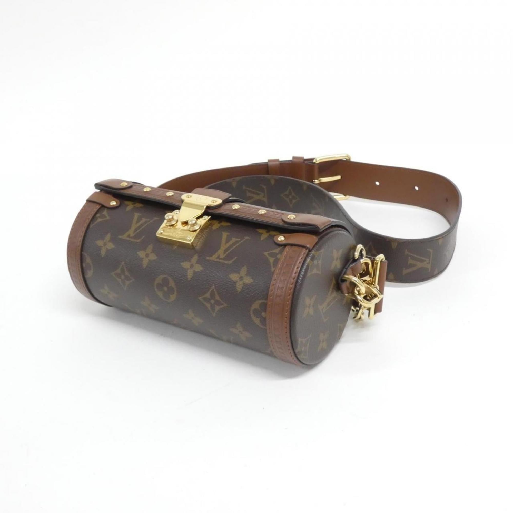 Louis Vuitton Marron Coated Canvas Shoulder Bag (Pre-Owned)