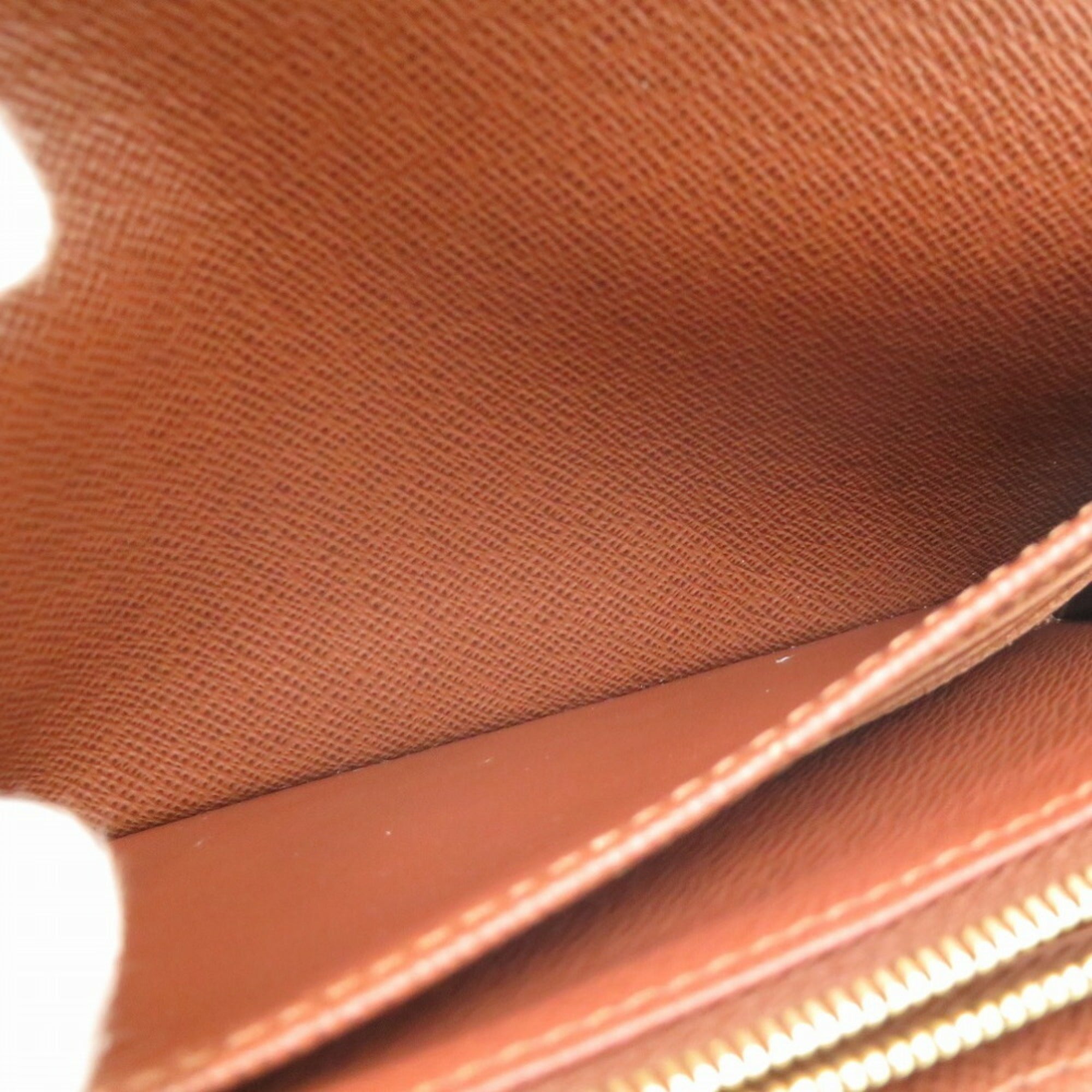 Louis Vuitton Brown Monogram Monogram Long Wallet (Bi-Fold) (Pre-Owned)