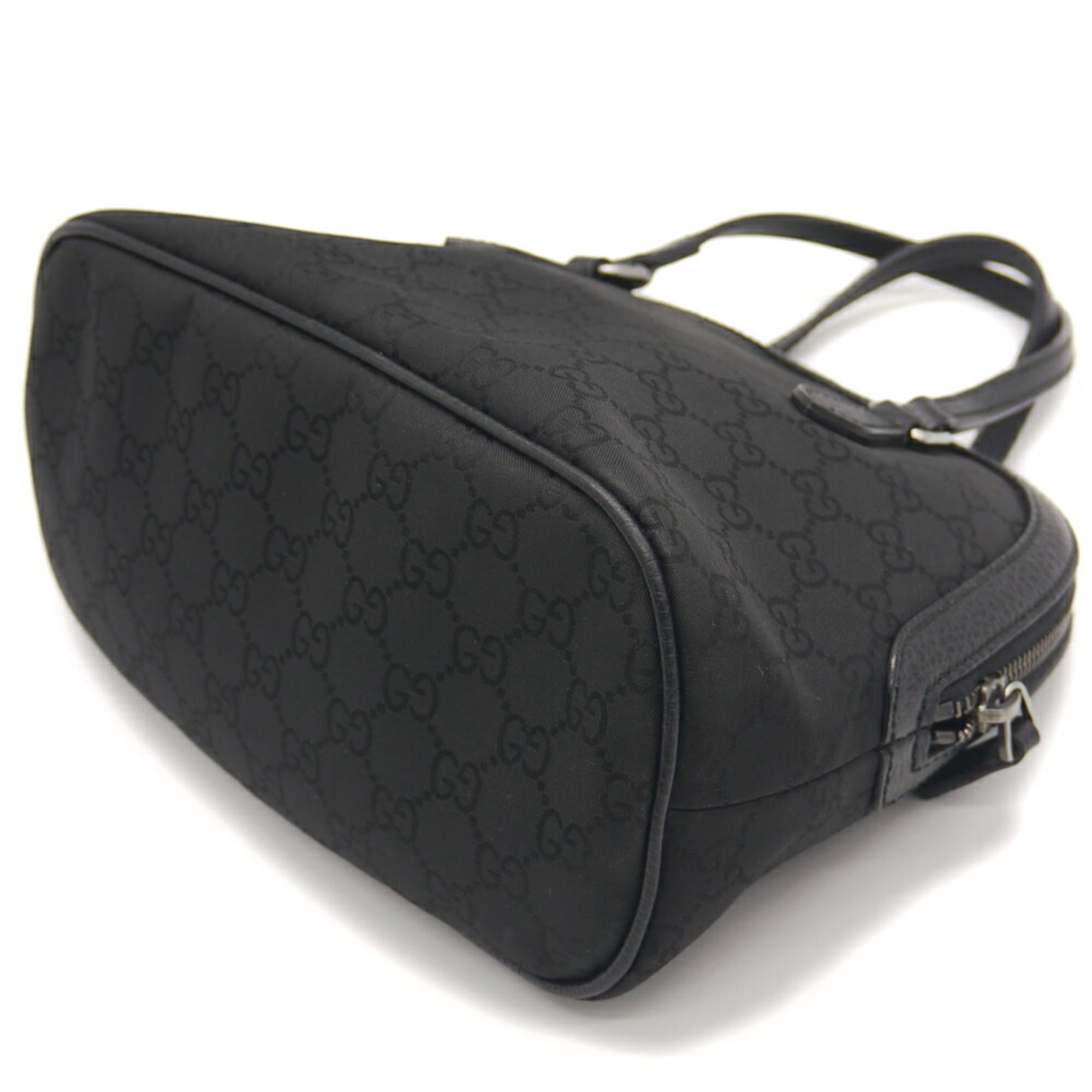 Gucci Black Nylon Leather Handbag Shoulder Bag (Pre-Owned)