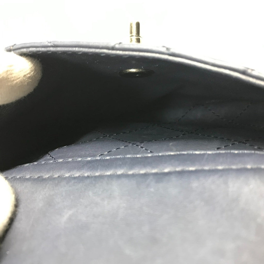 Chanel Blue Leather Shoulder Bag (Pre-Owned)