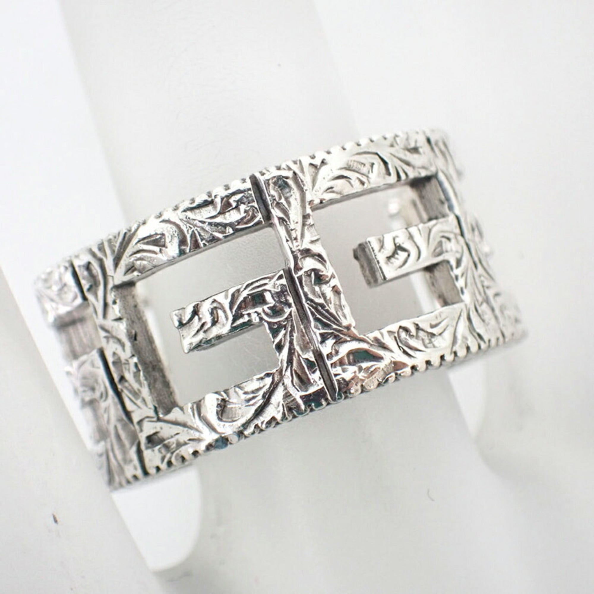 Gucci Silver Sterling Silver 925 Band Ring (Pre-Owned)