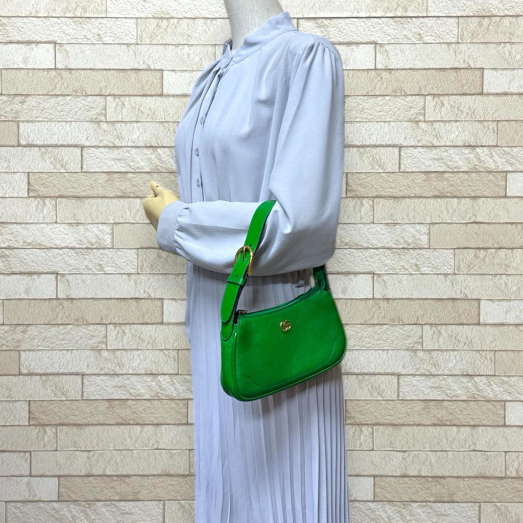 Gucci Green Leather Handbag (Pre-Owned)