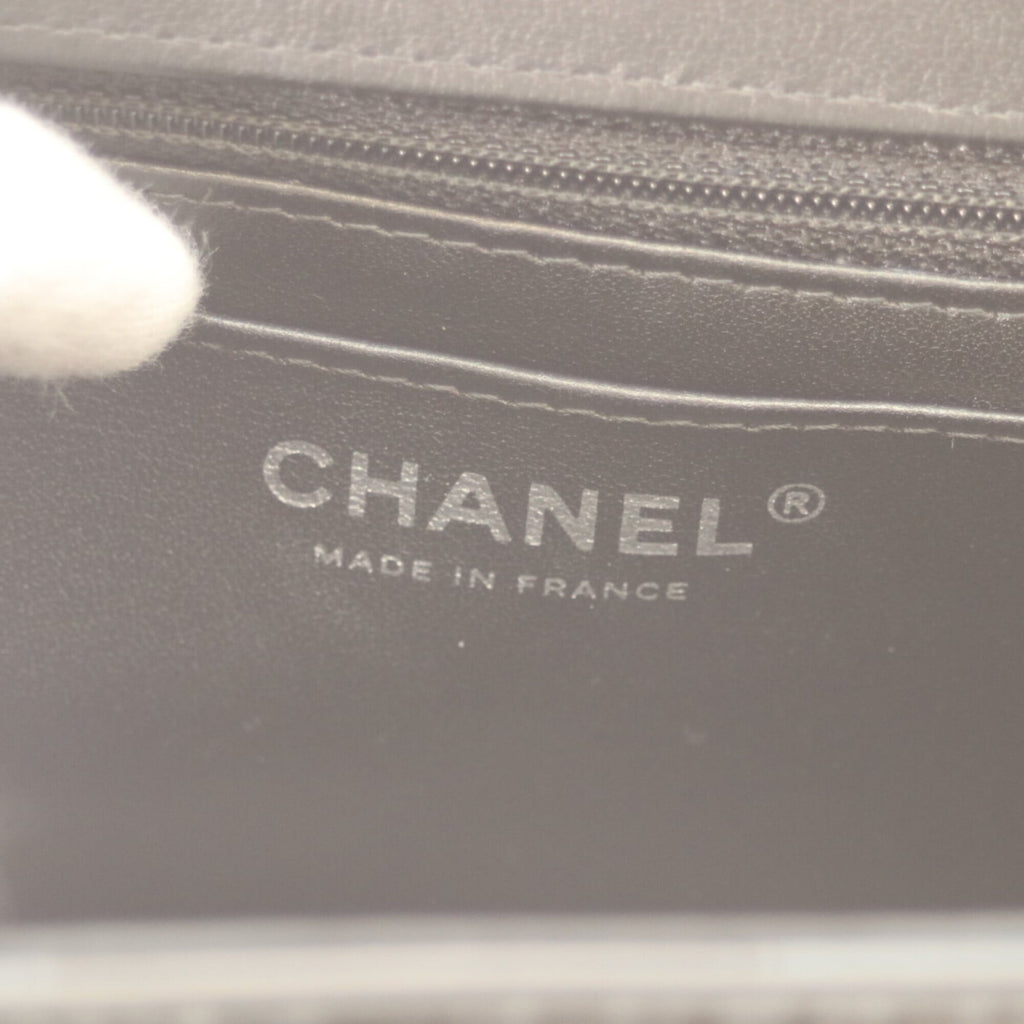 Chanel Black Patent Leather Shoulder Bag (Pre-Owned)