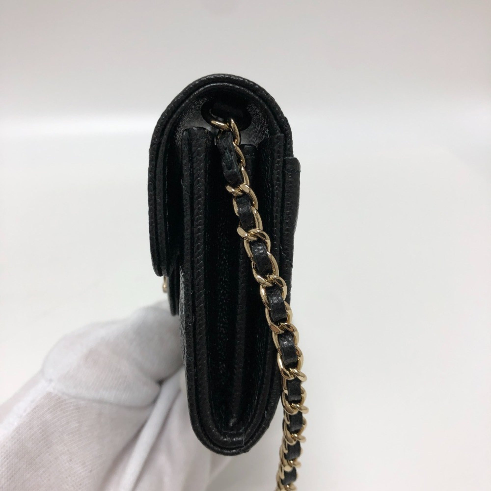 Chanel Matelasse Black Grained Calfskin Shoulder Bag (Pre-Owned)