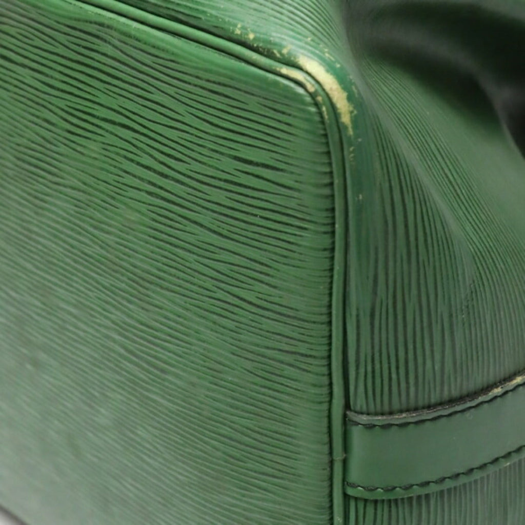 Louis Vuitton Borneo Green Epi Leather Shoulder Bag (Pre-Owned)