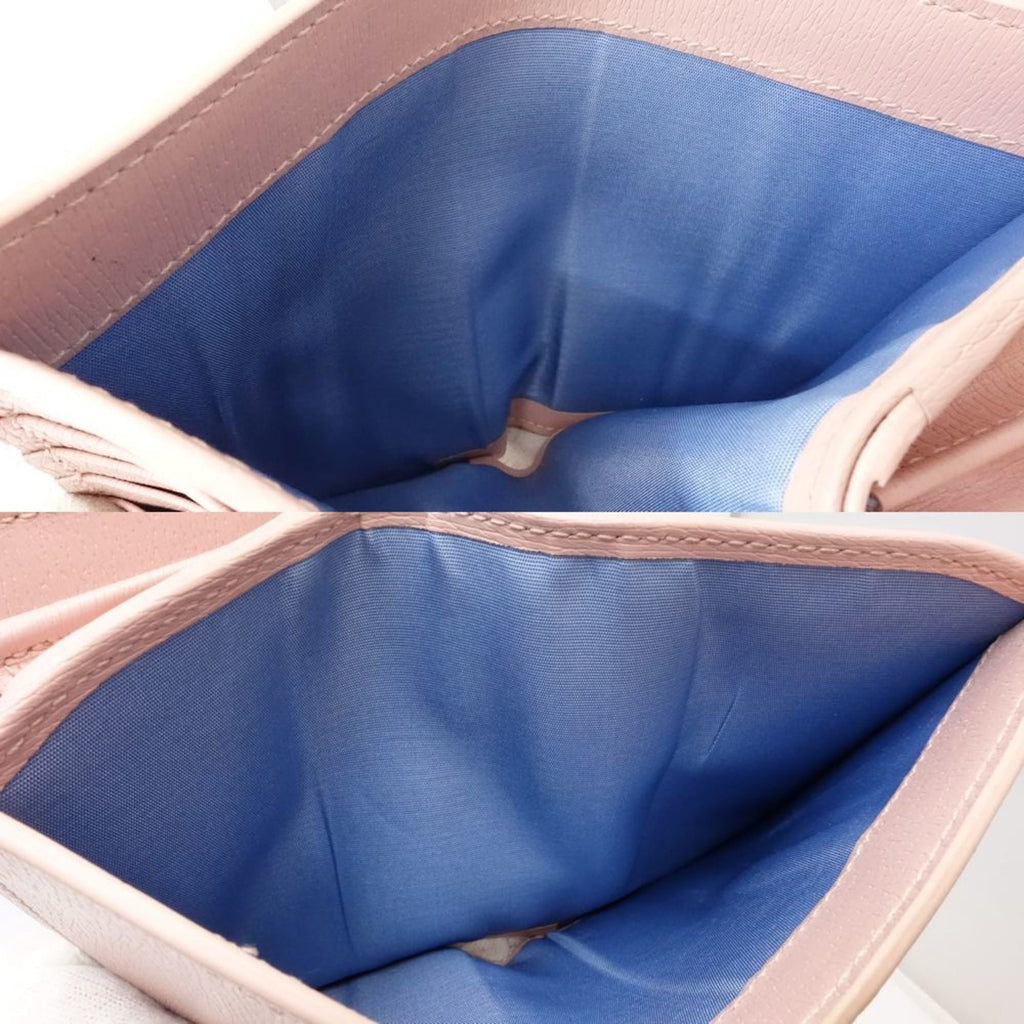 Gucci Pink Leather Wallet (Bi-Fold) (Pre-Owned)