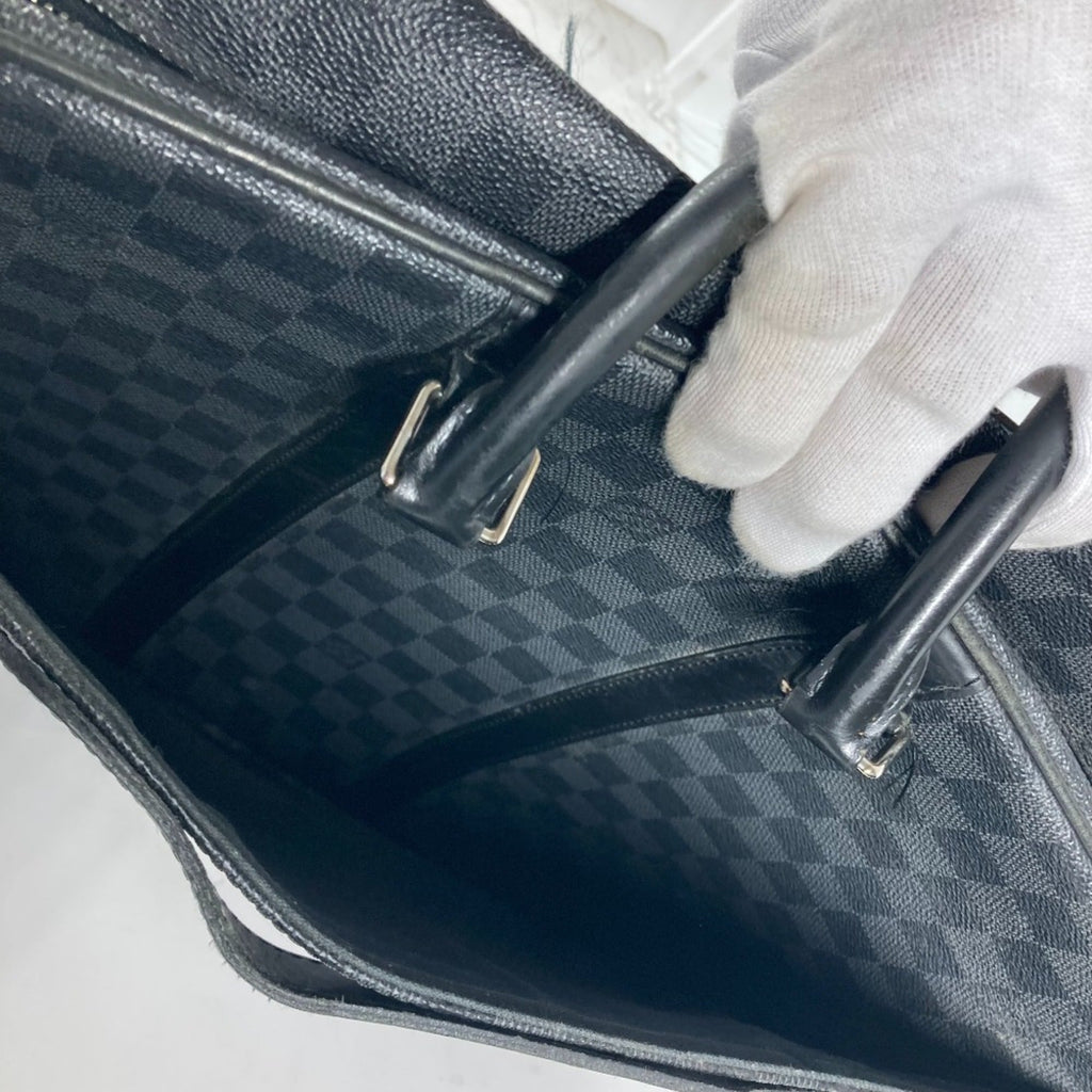 Louis Vuitton Black Damier Graphite Handbag Tote Bag (Pre-Owned)