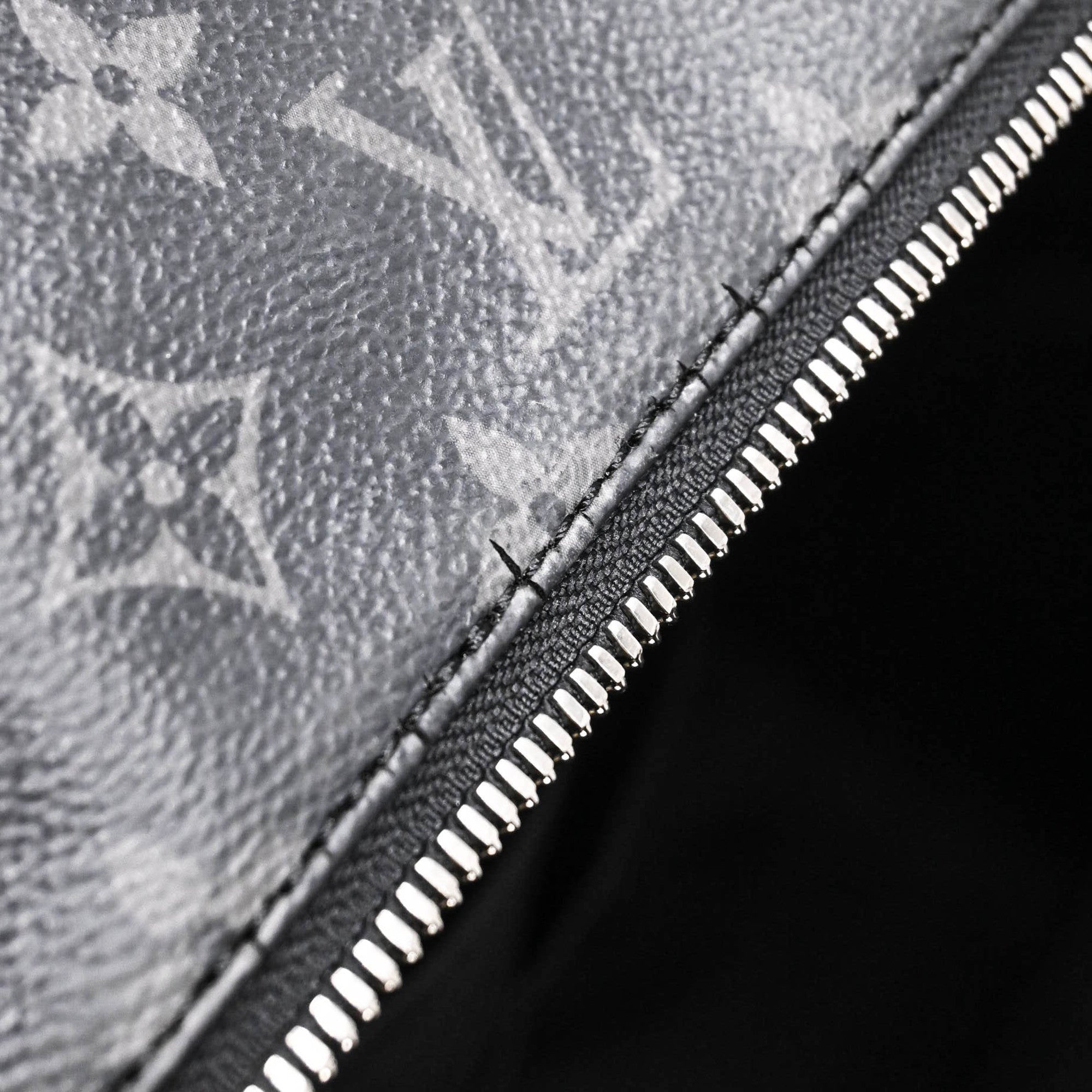 Louis Vuitton Taiga Black Taiga Leather Backpack (Pre-Owned)