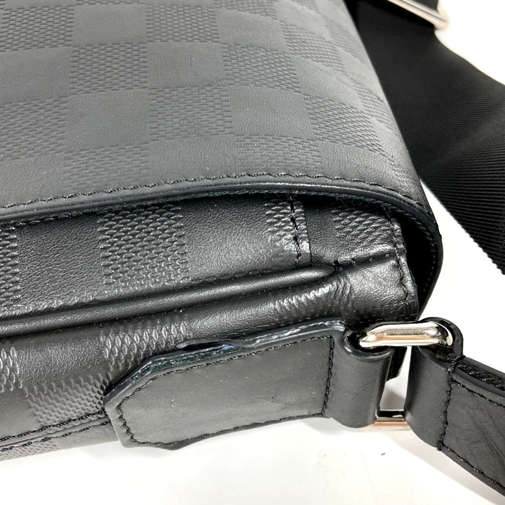 Louis Vuitton Black Noir Damier Infini Messenger Bag Shoulder Bag (Pre-Owned)