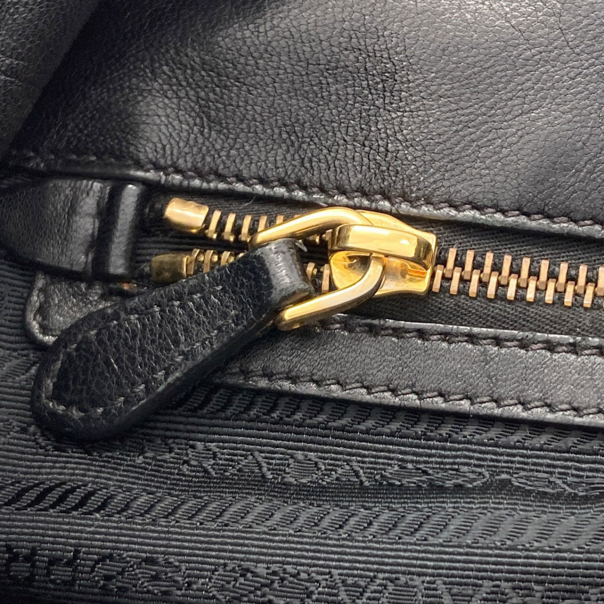 Prada Black Nylon Tote Bag (Pre-Owned)