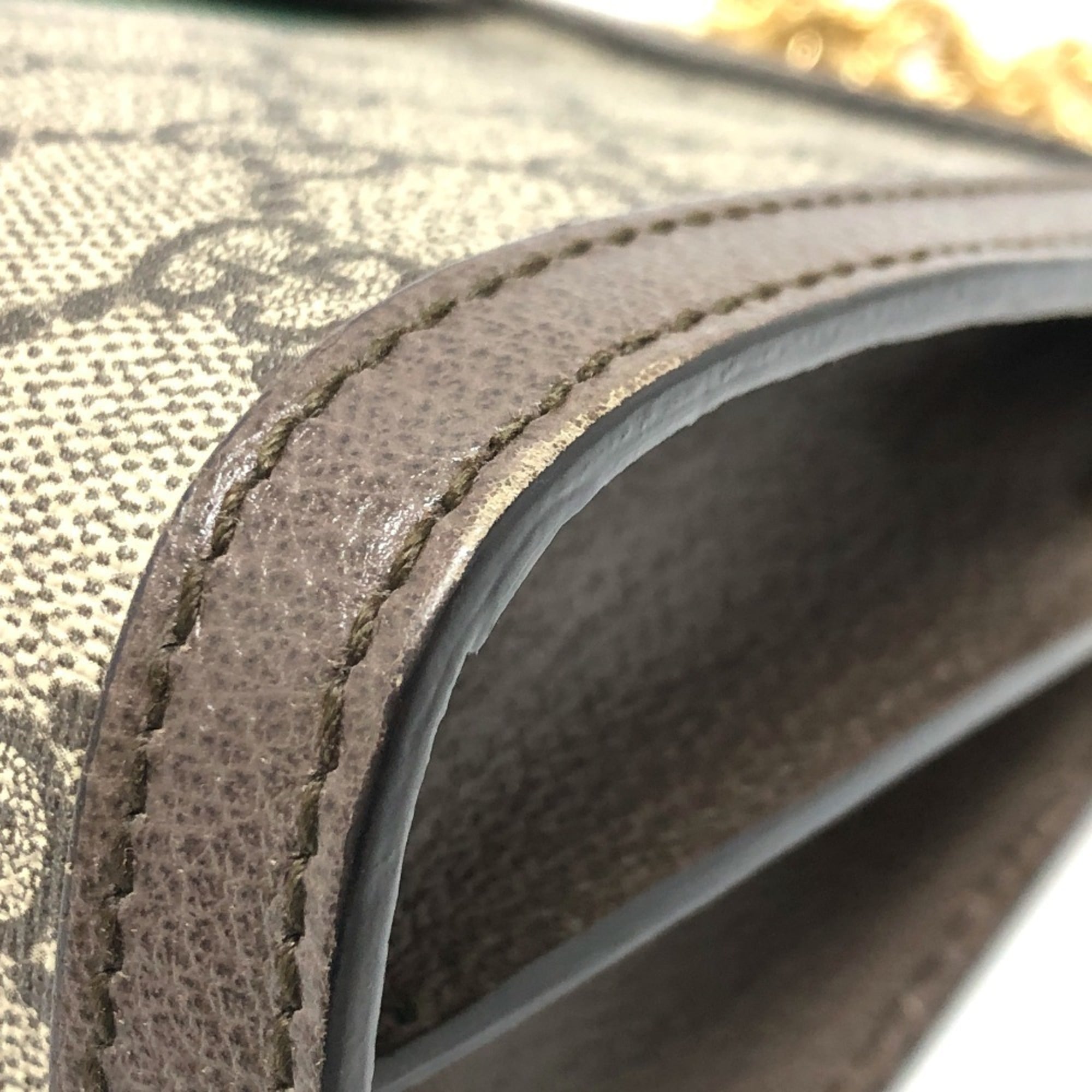 Gucci Brown Gg Supreme Shoulder Bag (Pre-Owned)
