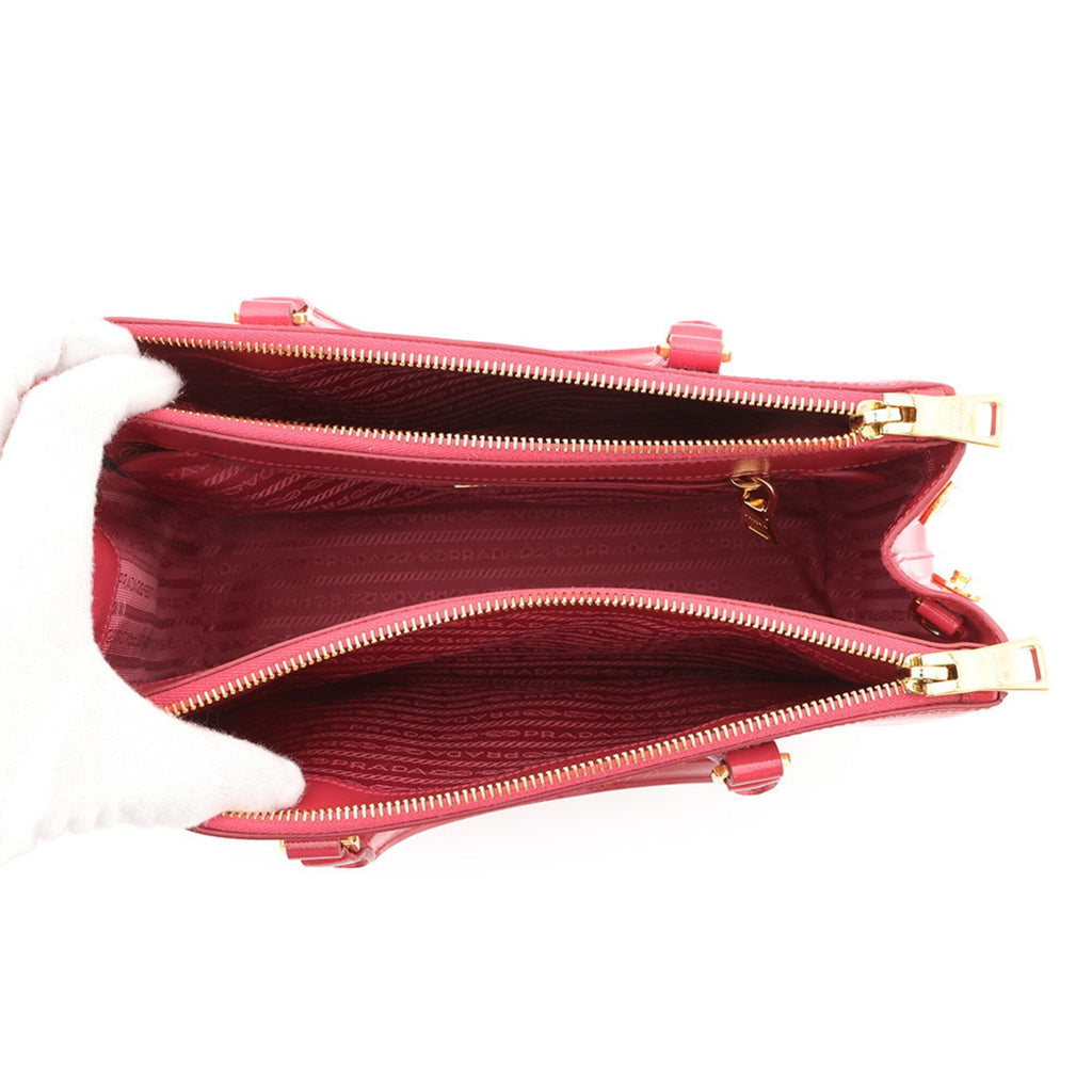 Prada Pink Leather Handbag Shoulder Bag (Pre-Owned)