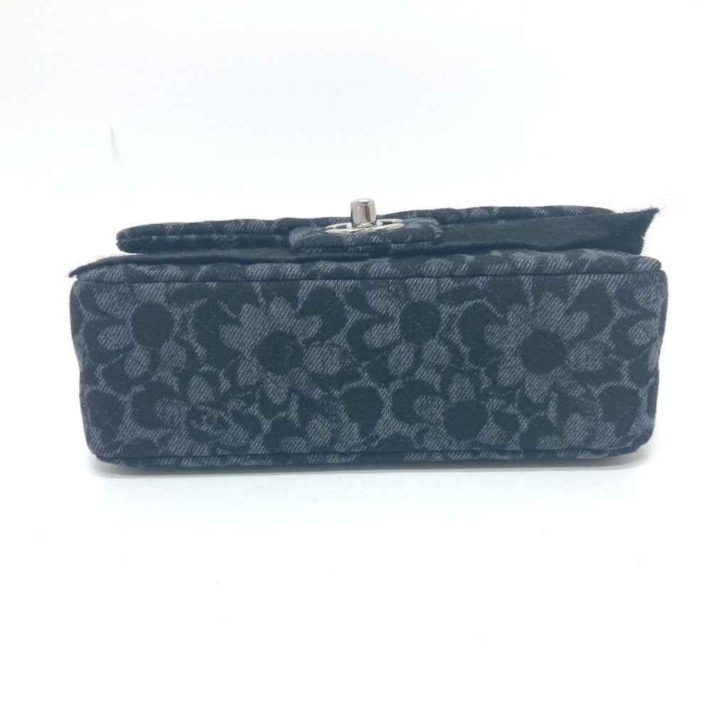 Chanel Black Denim Shoulder Bag (Pre-Owned)