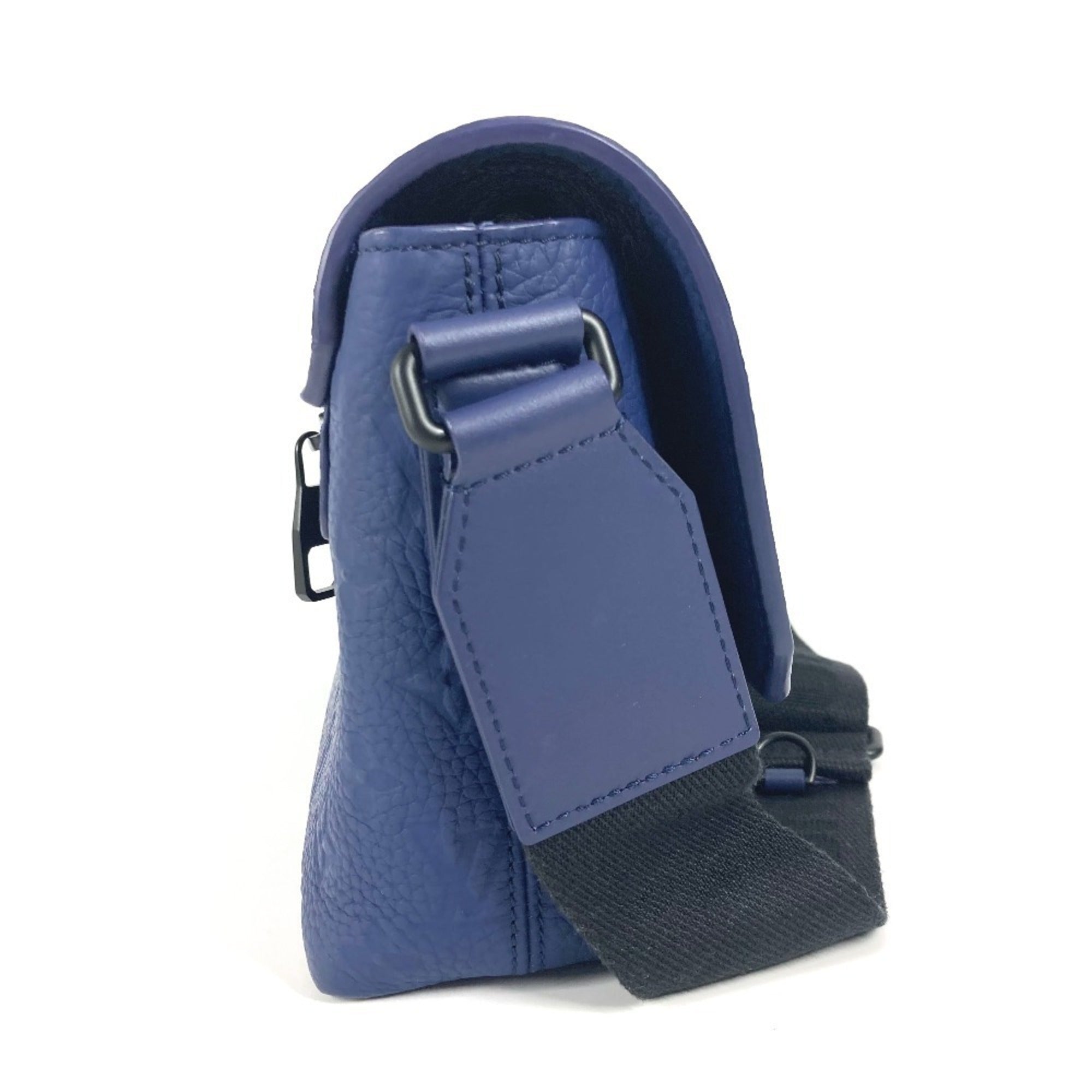 Louis Vuitton Blue Leather Shoulder Bag (Pre-Owned)
