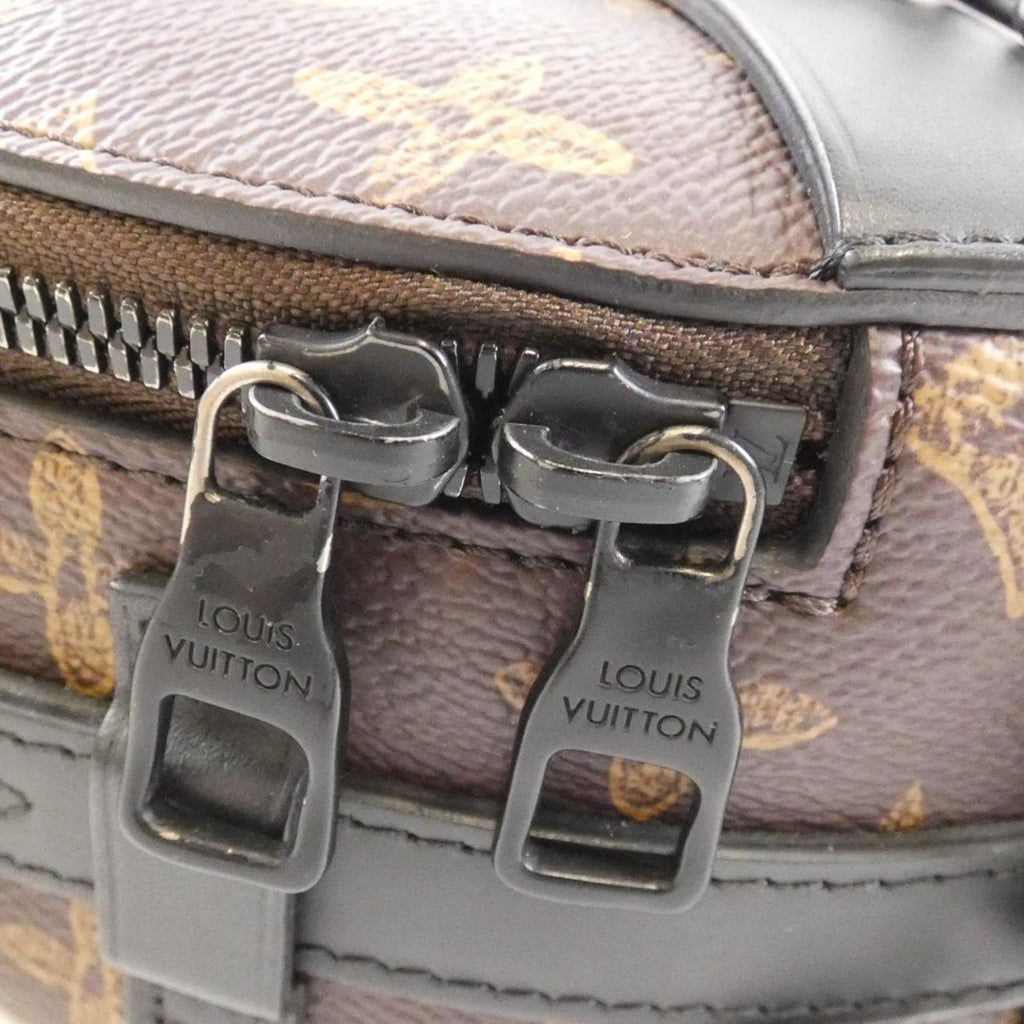 Louis Vuitton Marron Coated Canvas Shoulder Bag (Pre-Owned)