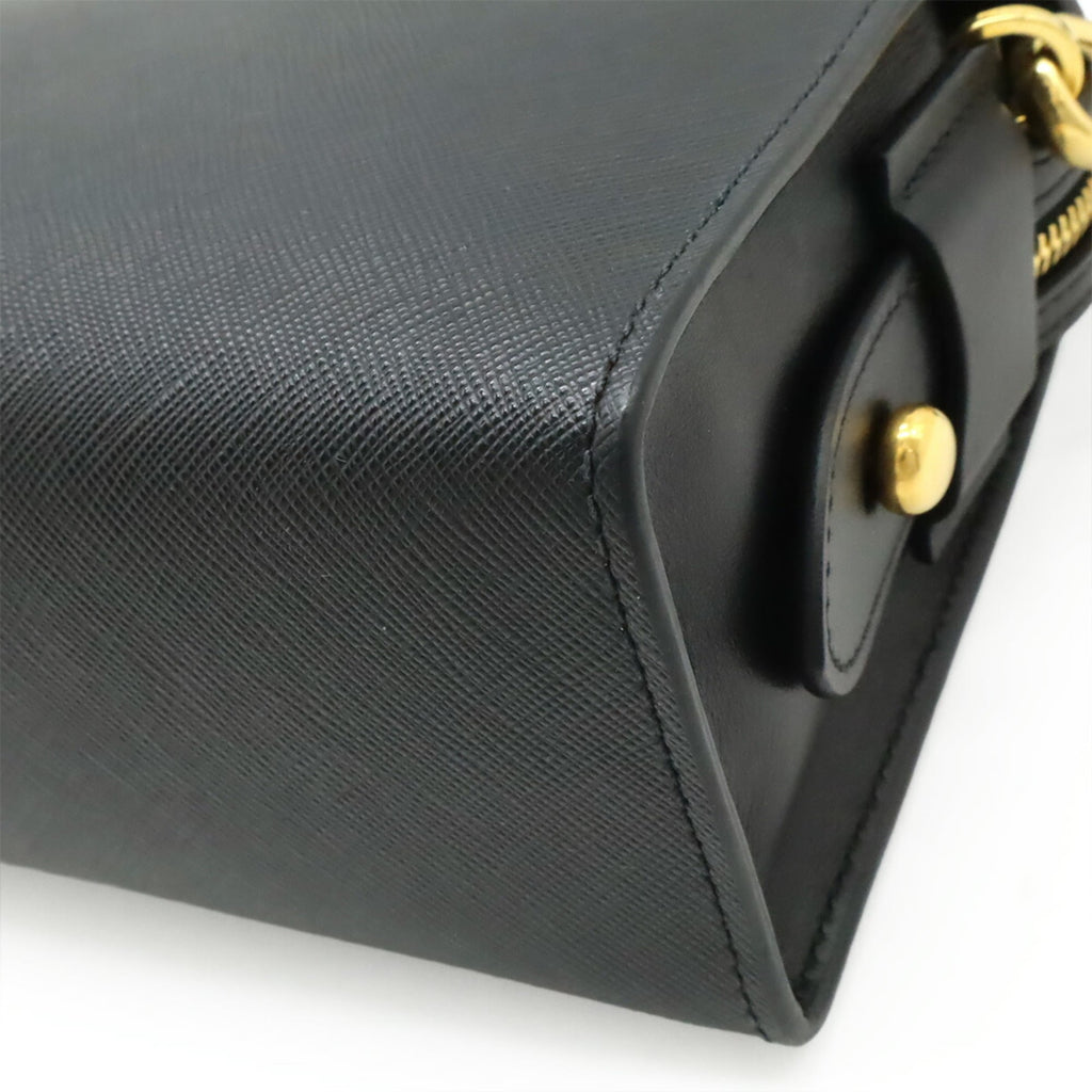 Prada Black Nero Leather Shoulder Bag (Pre-Owned)