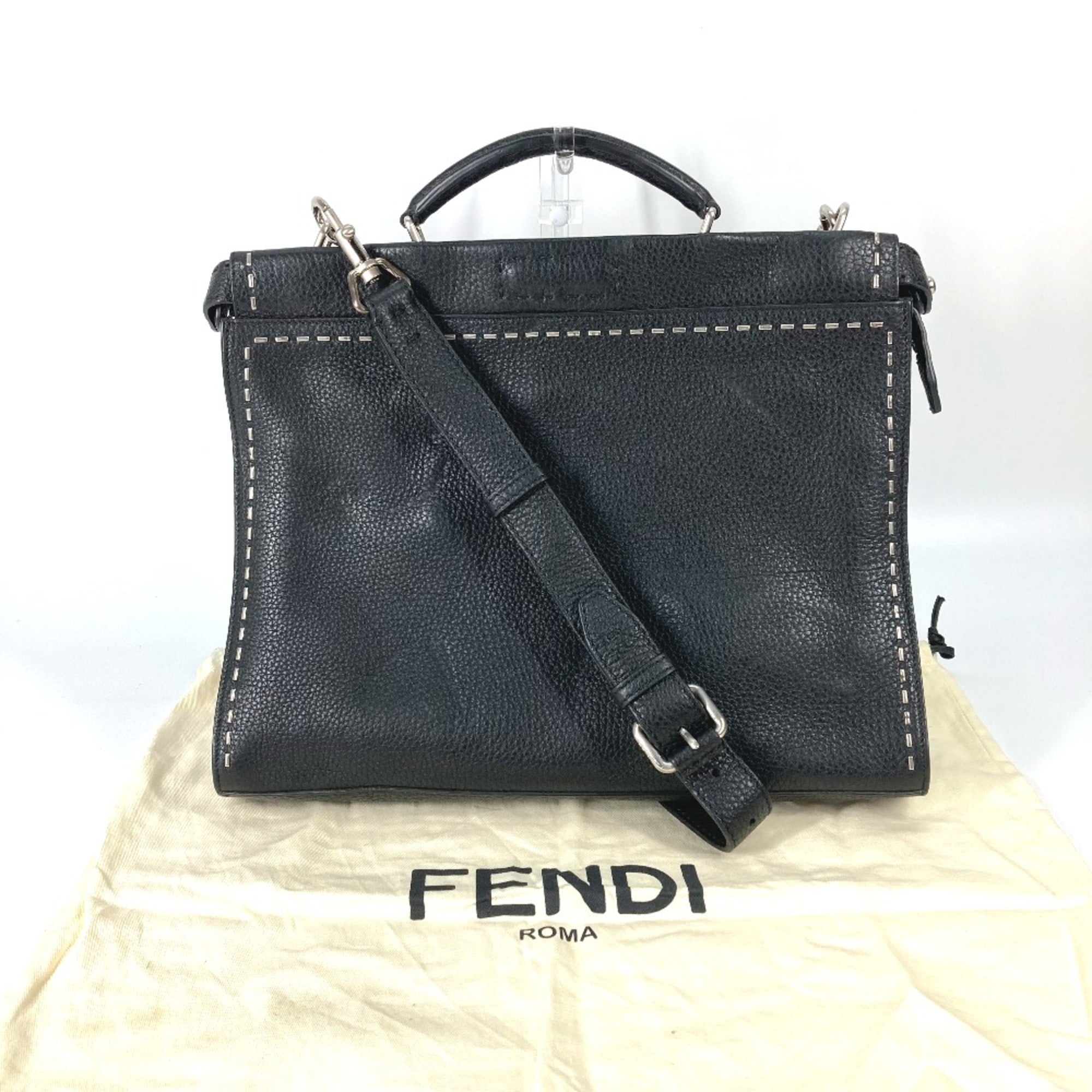 Fendi Black Leather Handbag (Pre-Owned)