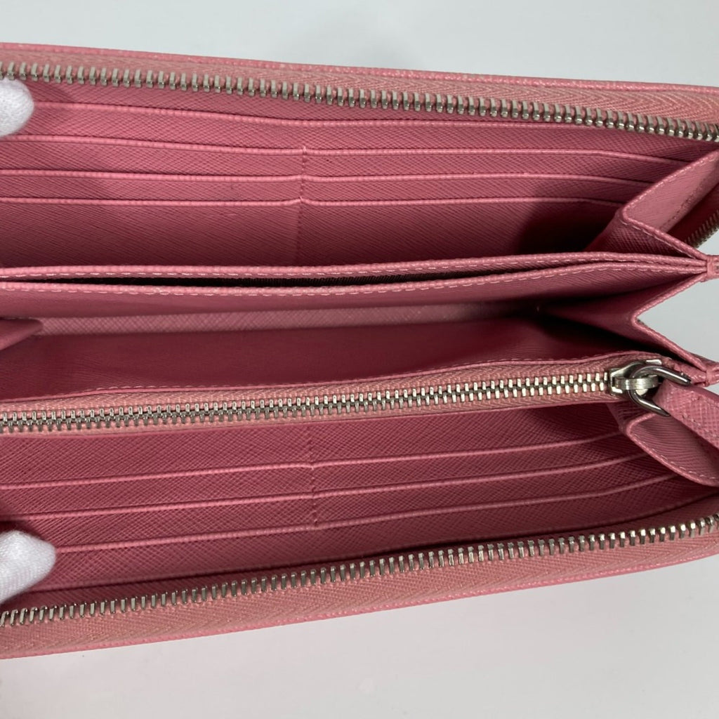Prada Pink Other Long Wallet (Bi-Fold) (Pre-Owned)