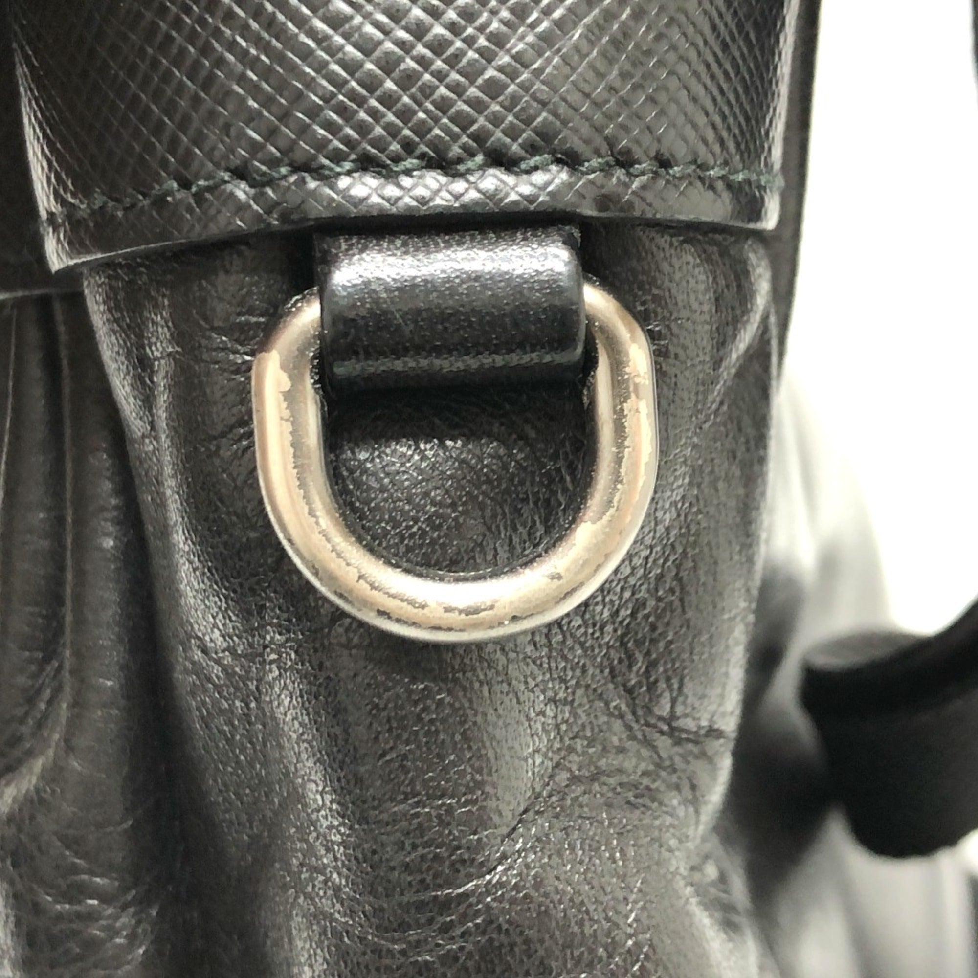Prada Black Leather Shoulder Bag (Pre-Owned)