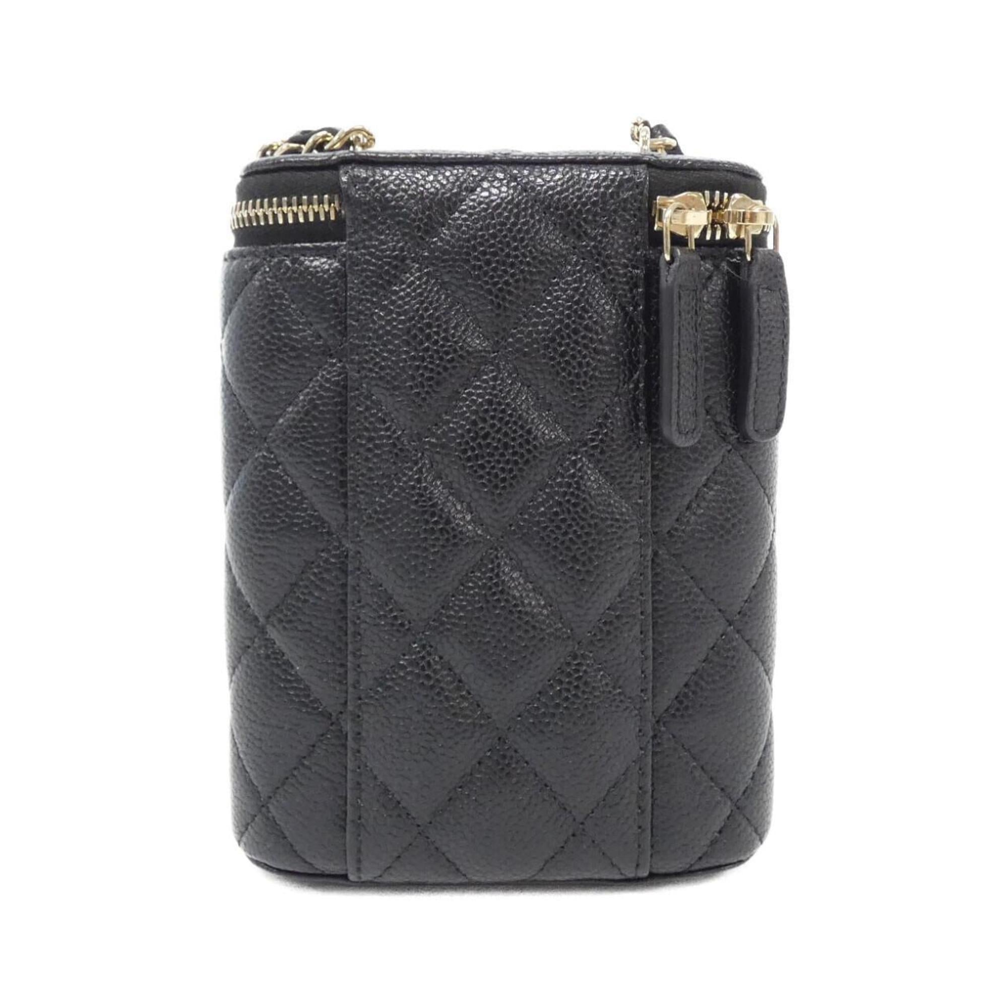 Chanel Black Grained Calfskin Shoulder Bag (Pre-Owned)