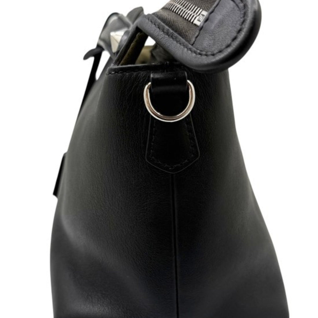 Fendi By The Way Black Leather Shoulder Bag (Pre-Owned)