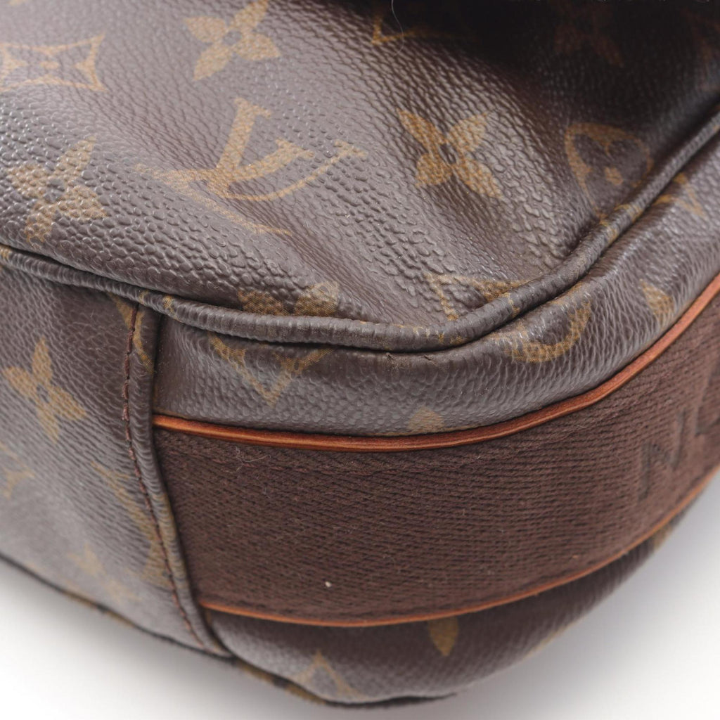 Louis Vuitton Brown Monogram Monogram Shoulder Bag (Pre-Owned)