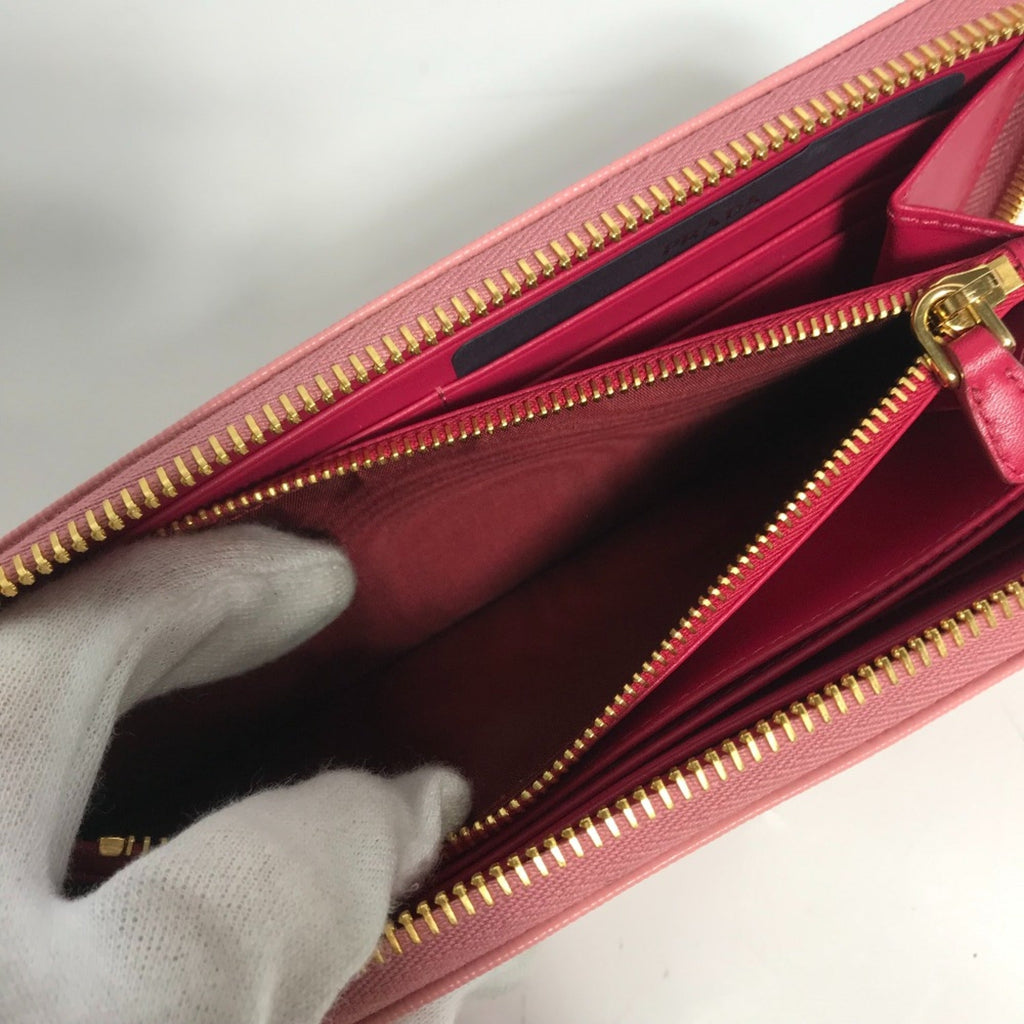 Prada Pink Leather Long Wallet (Bi-Fold) (Pre-Owned)