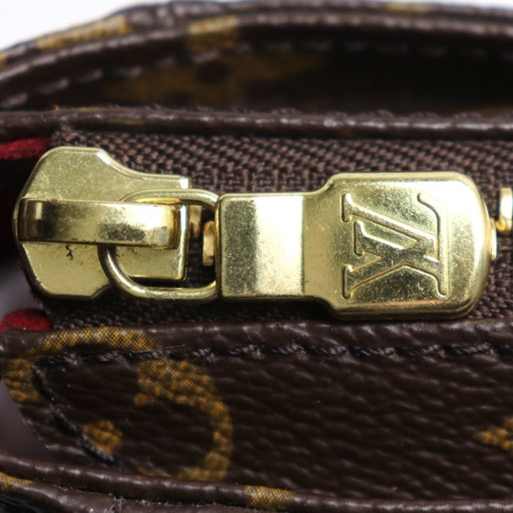 Louis Vuitton Brown Monogram Monogram Shoulder Bag (Pre-Owned)