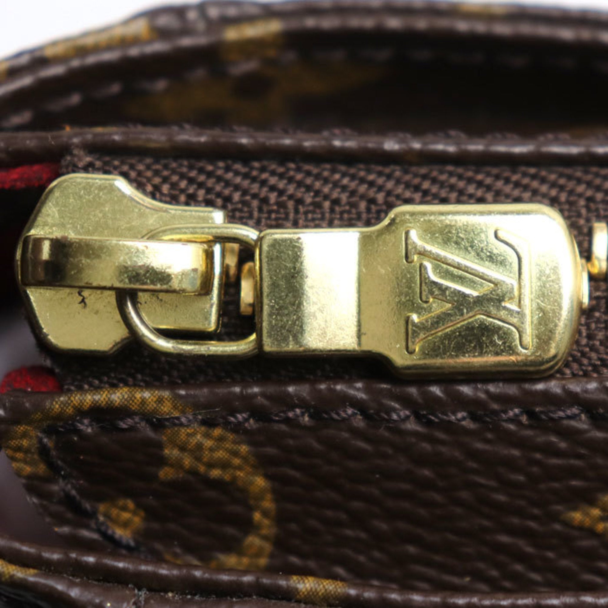 Louis Vuitton Brown Monogram Monogram Shoulder Bag (Pre-Owned)