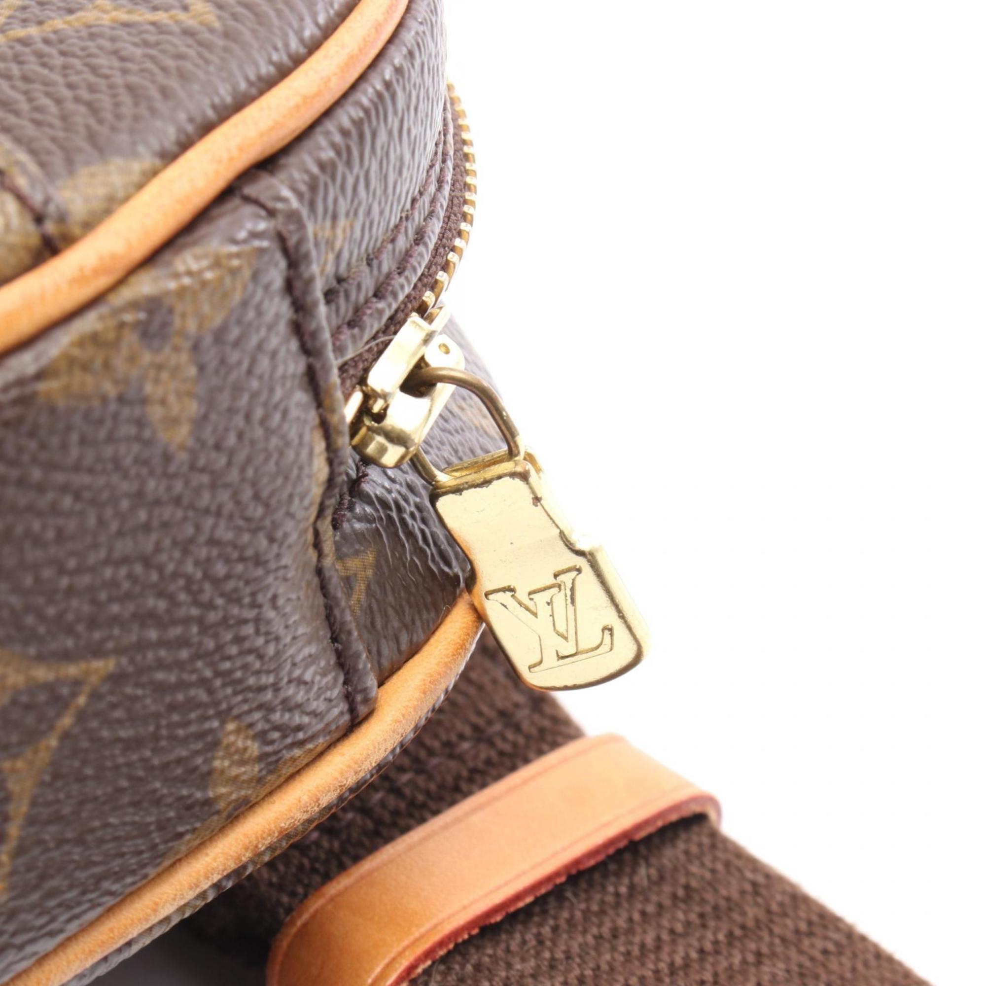Louis Vuitton Brown Coated Canvas Fanny Pack (Pre-Owned)