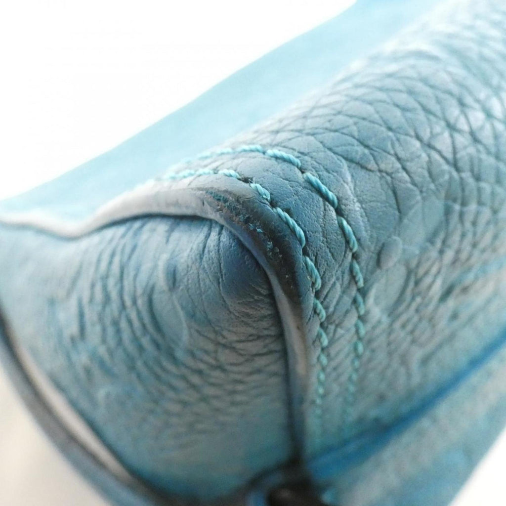 Louis Vuitton Turquoise Leather Shoulder Bag (Pre-Owned)