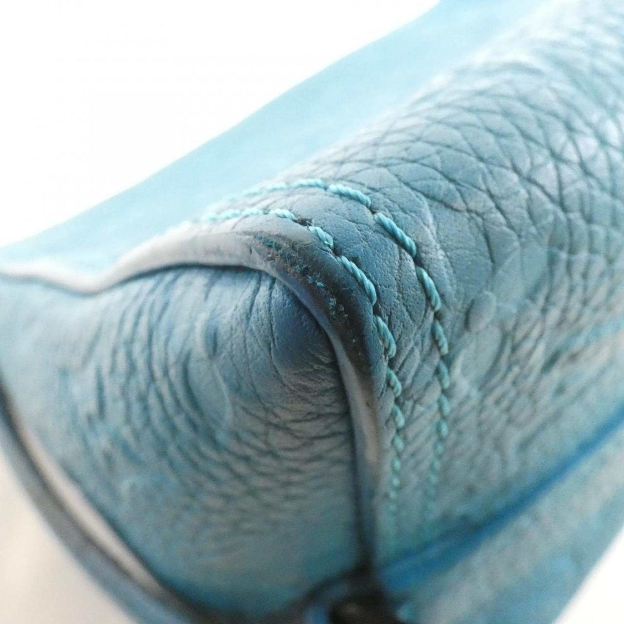 Louis Vuitton Turquoise Leather Shoulder Bag (Pre-Owned)